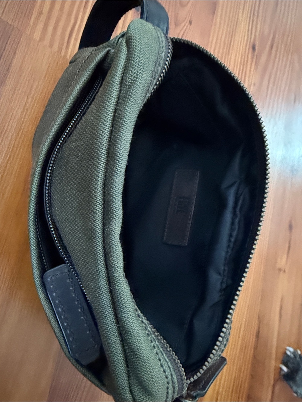 Frye Olive Canvas Carter Dopp Kit with Leather trim - Picture 5 of 13